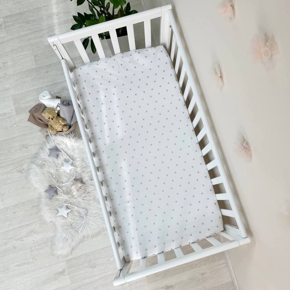 Cearceaf Premium Ranforce 5 Stele – cu buline gri, pentru Pătuț Bebeluș (Rotund 75x75 / Oval 77x127 / 120x60)